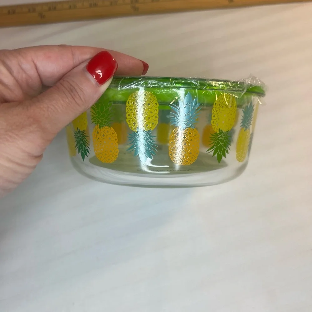 Temptations Oven Safe Glass Bakeware/Storage Container‎ Brand New Green